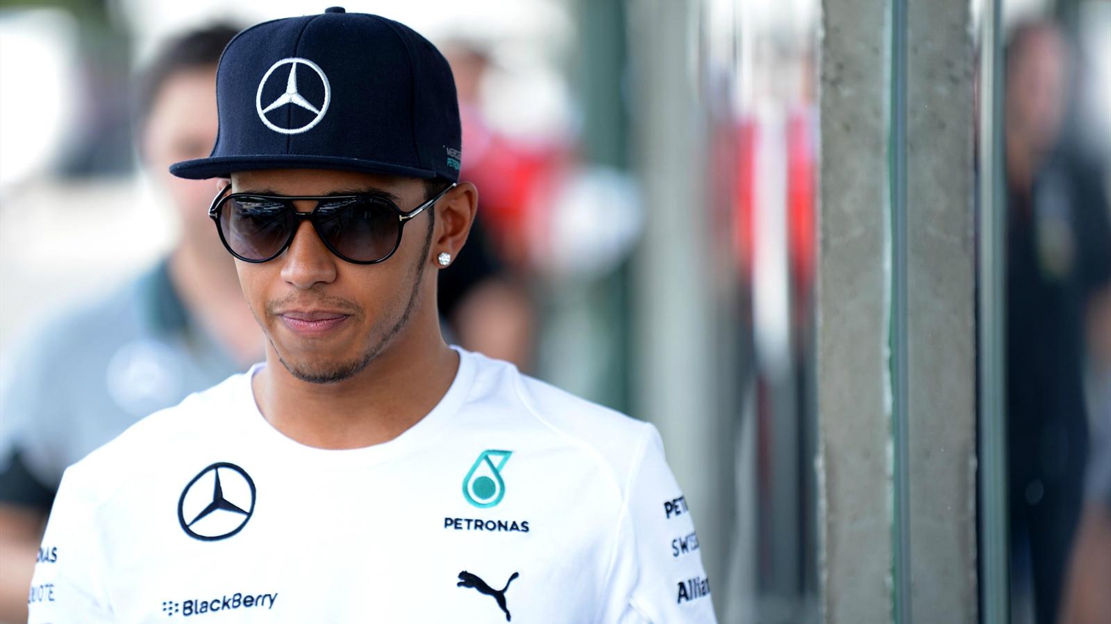 Mercedes s’excuse auprès de Lewis Hamilton