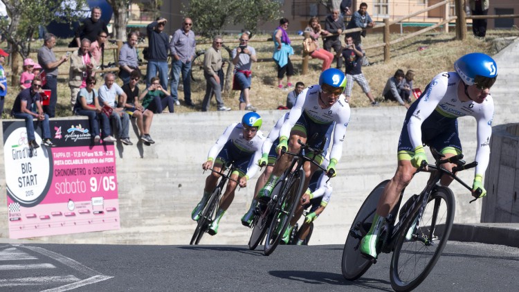 Tour d'Italie de cyclisme : Malgré sa chute Alberto Contador est toujours leader